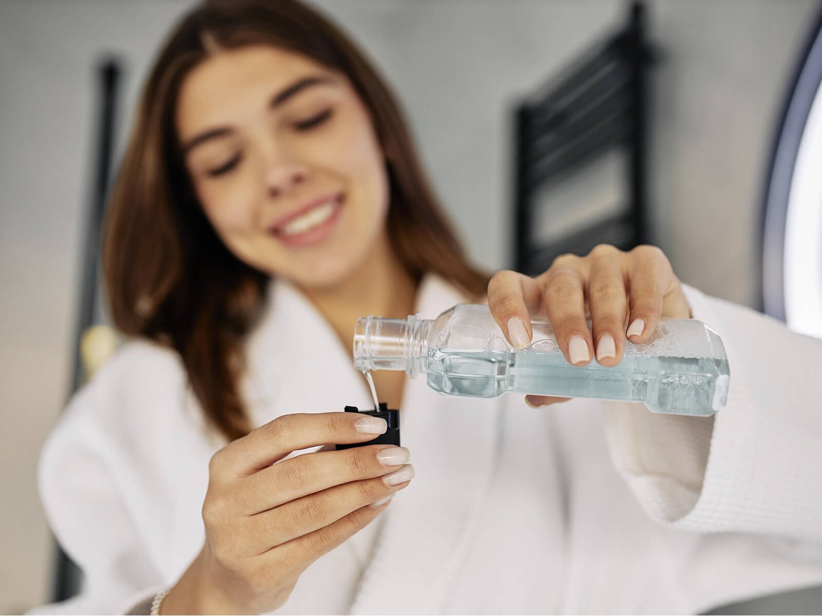 Is It Safe to Use Mouthwash After Wisdom Tooth Removal?